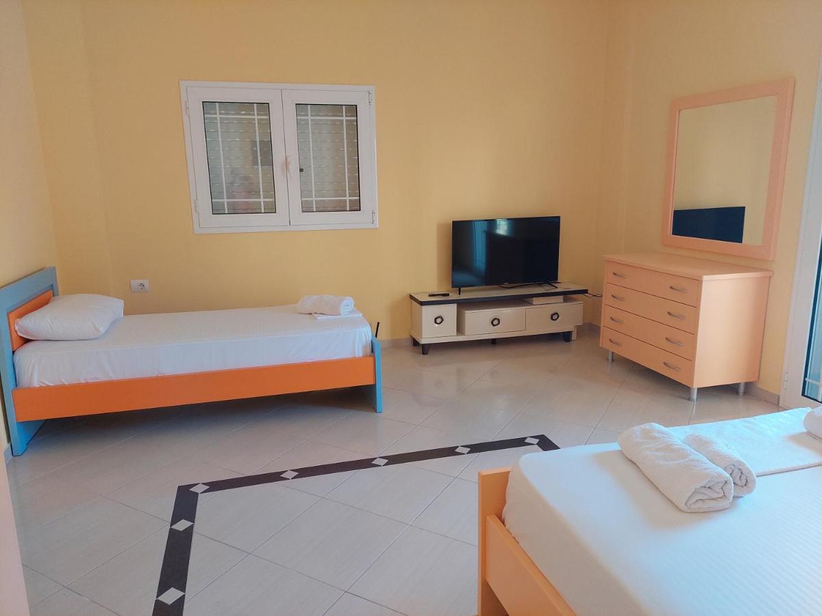 Emi'S Villa Ksamil Exteriör bild